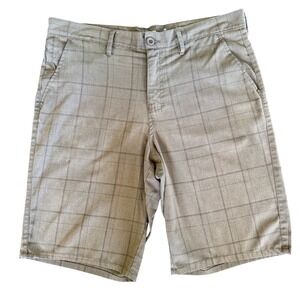 Urban Pipeline Mens Grey Plaid Flat Front Shorts Size 36 Stretch Preppy Golf
